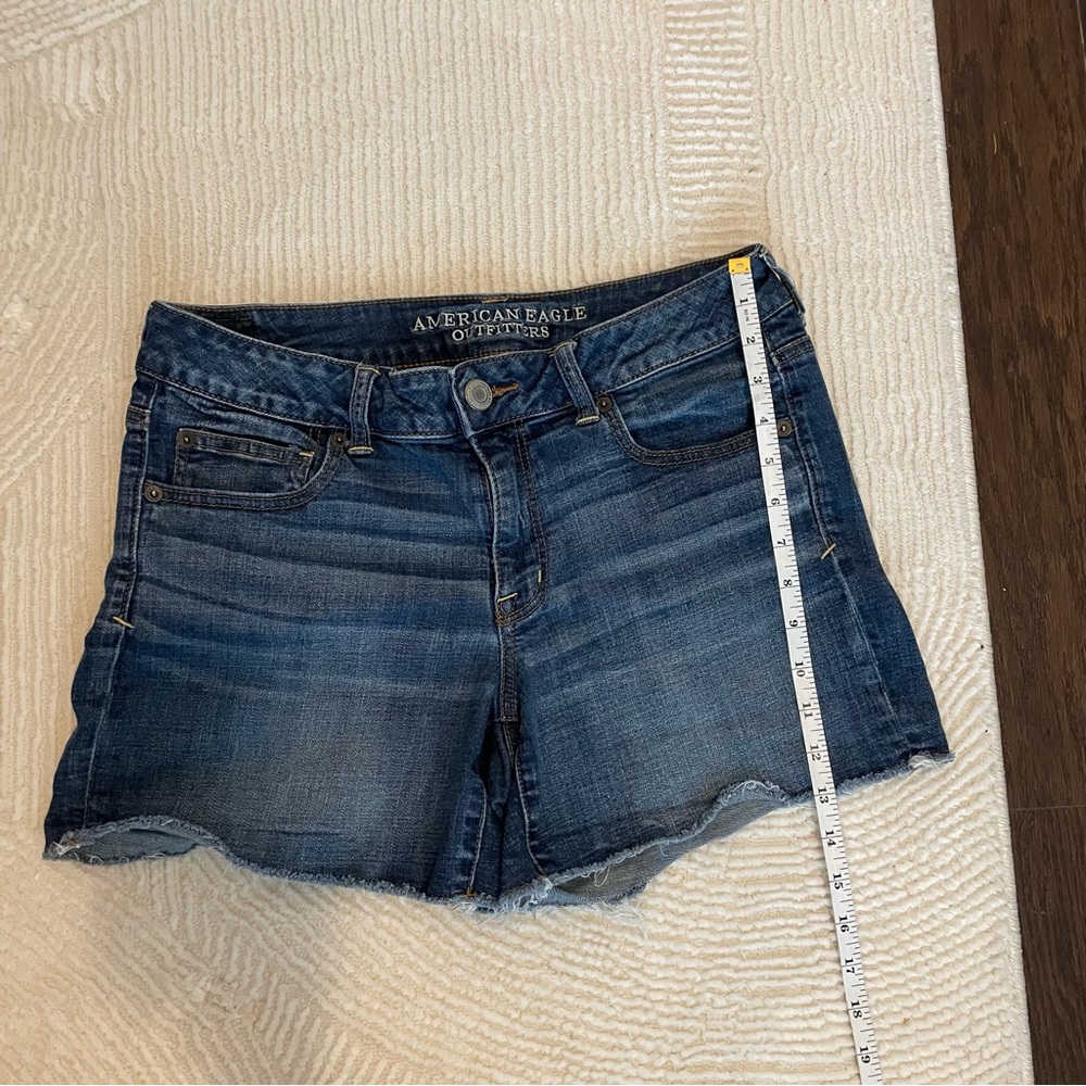 American Eagle Classic Blue Jeans